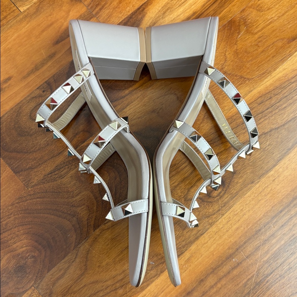 Valentino Garavani Rockstud Cage sandals, NEW - Picture 4 of 15